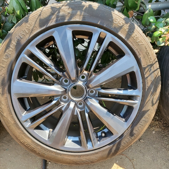 Subaru rims AND tires - Picture 4 of 5